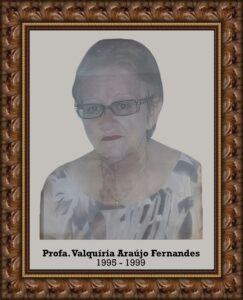 8 Profa Valquiria Araujo Fernandes